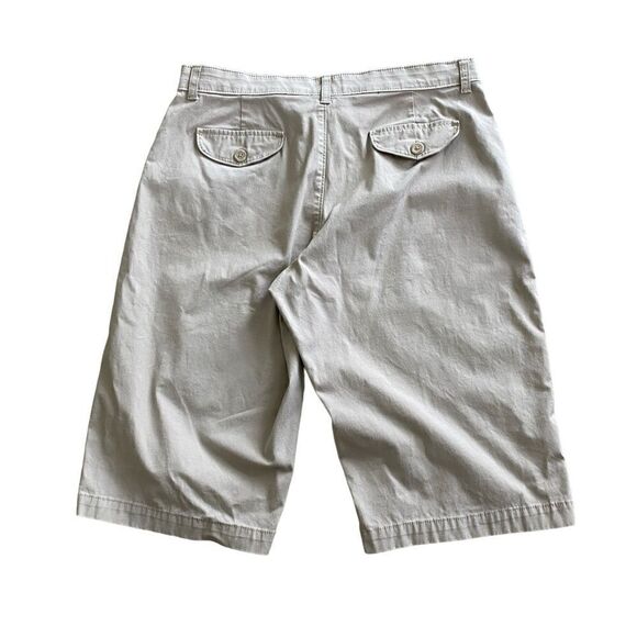 Women's Lee Comfort Stretch Waistband Khaki Bermuda Shorts Size 14P - Picture 2 of 9